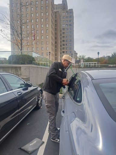 Car Lockout service - Jersey city NJ car unlocking service in jersey city NJ by happy road services