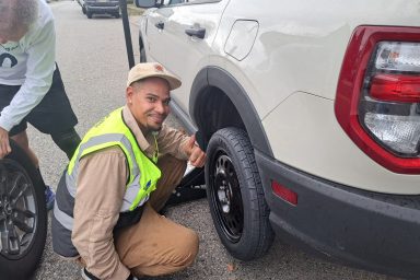 Fast tire change service 24/7 flat tire change service in Hoboken NJ by happy road services